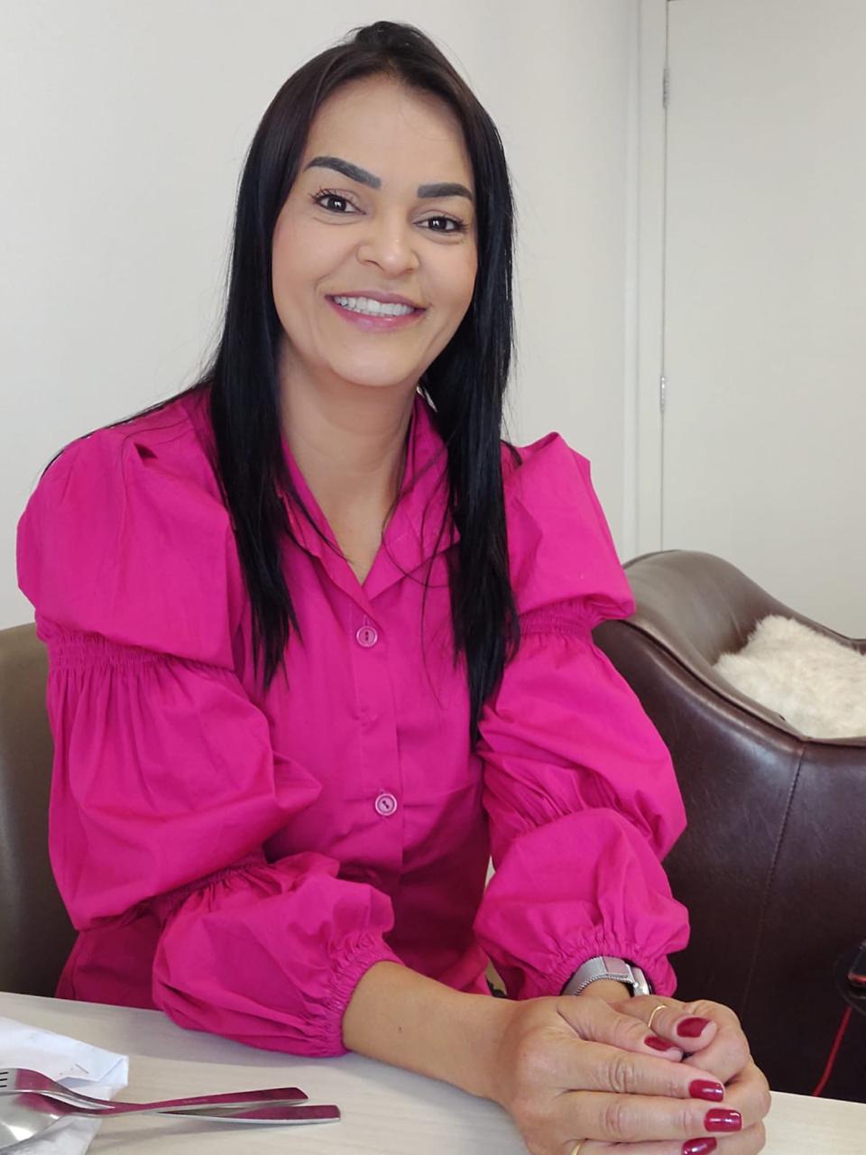 Dra. Viviane Lima de Andrade de Almeida